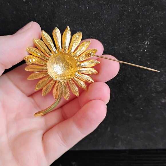 Zentall Sunflower brooch - Picture 2 of 3